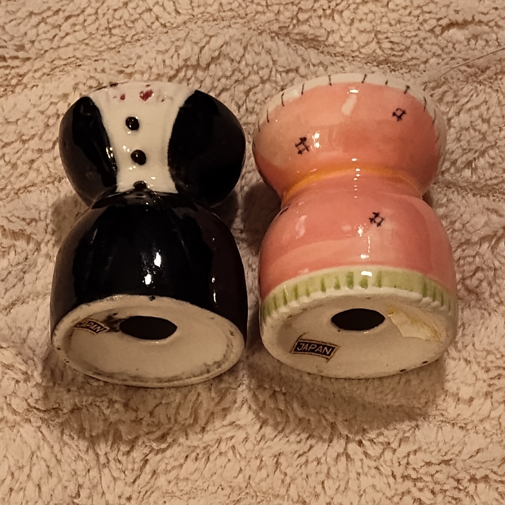 Vintage 1950's-1960's Mr & Mrs Egg Cup Set